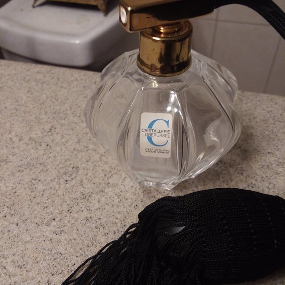 i am selling an  vintage  womens perfume atomizer - Picture 3 of 3